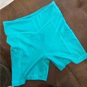 Bad Birdie Range Short